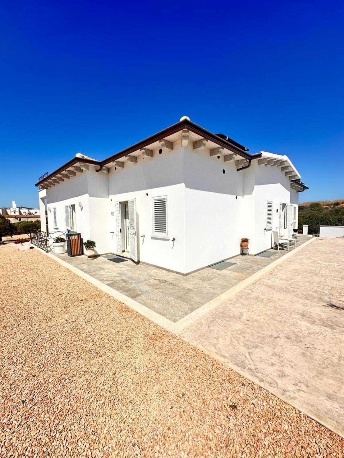 Villa Giulia Golfo Aranci Exterior photo
